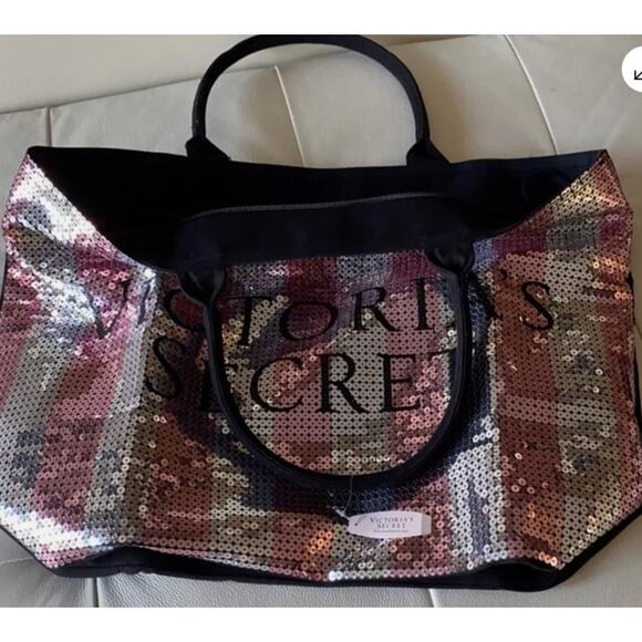 NIB Victoria's Secret Sequence Weekender Tote Travel Bag Sells for $98 New - Picture 3 of 9